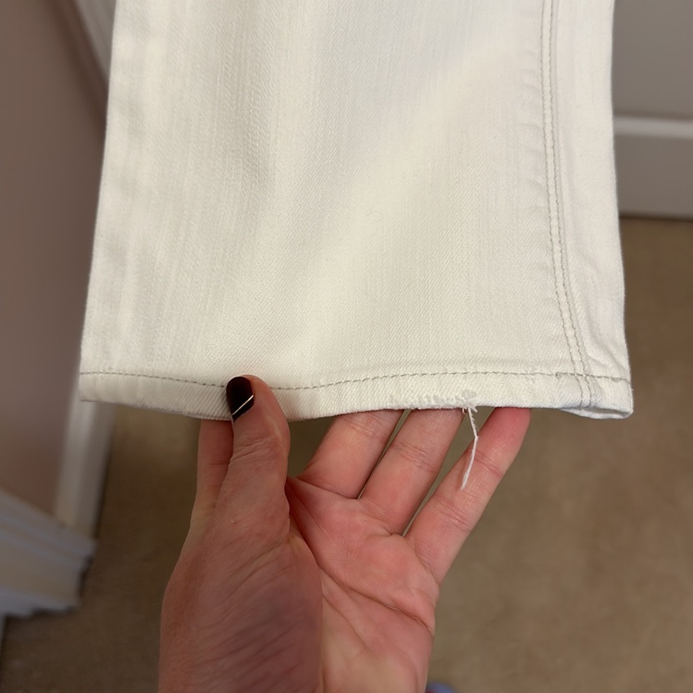 Express Barely Bootcut Jeans In White Size 4 - image 8